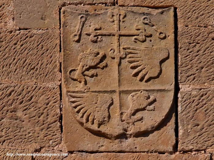 ESCUDO EN LA TORRE DE LANUZA